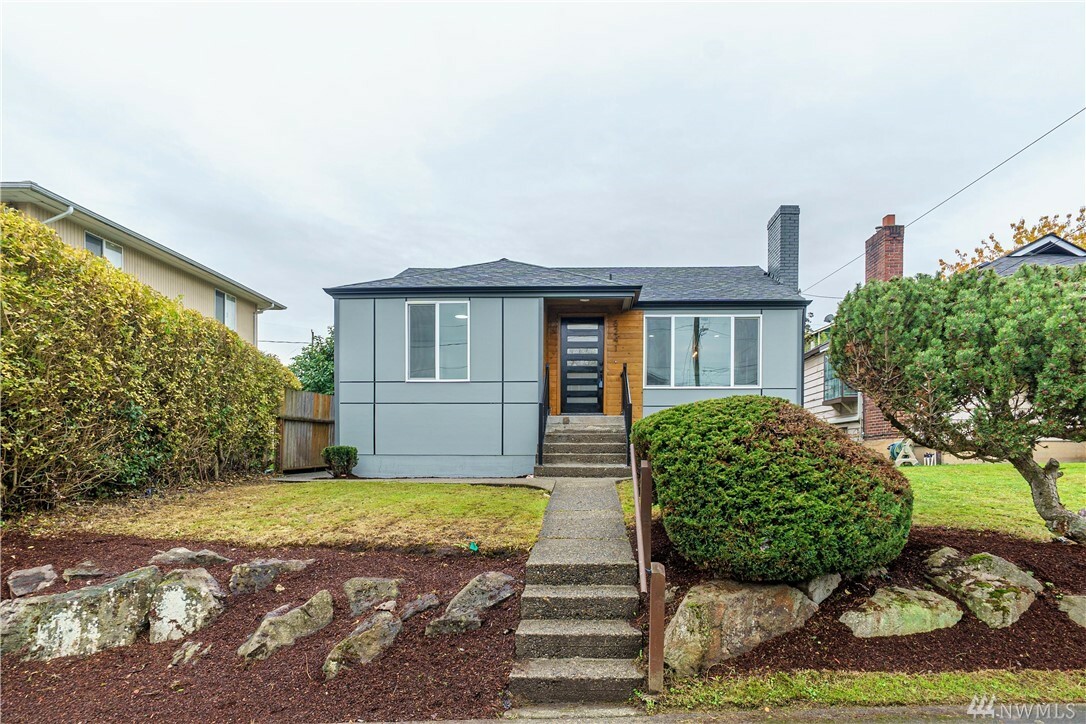 5241 S Dawson St  Seattle WA 98118 photo