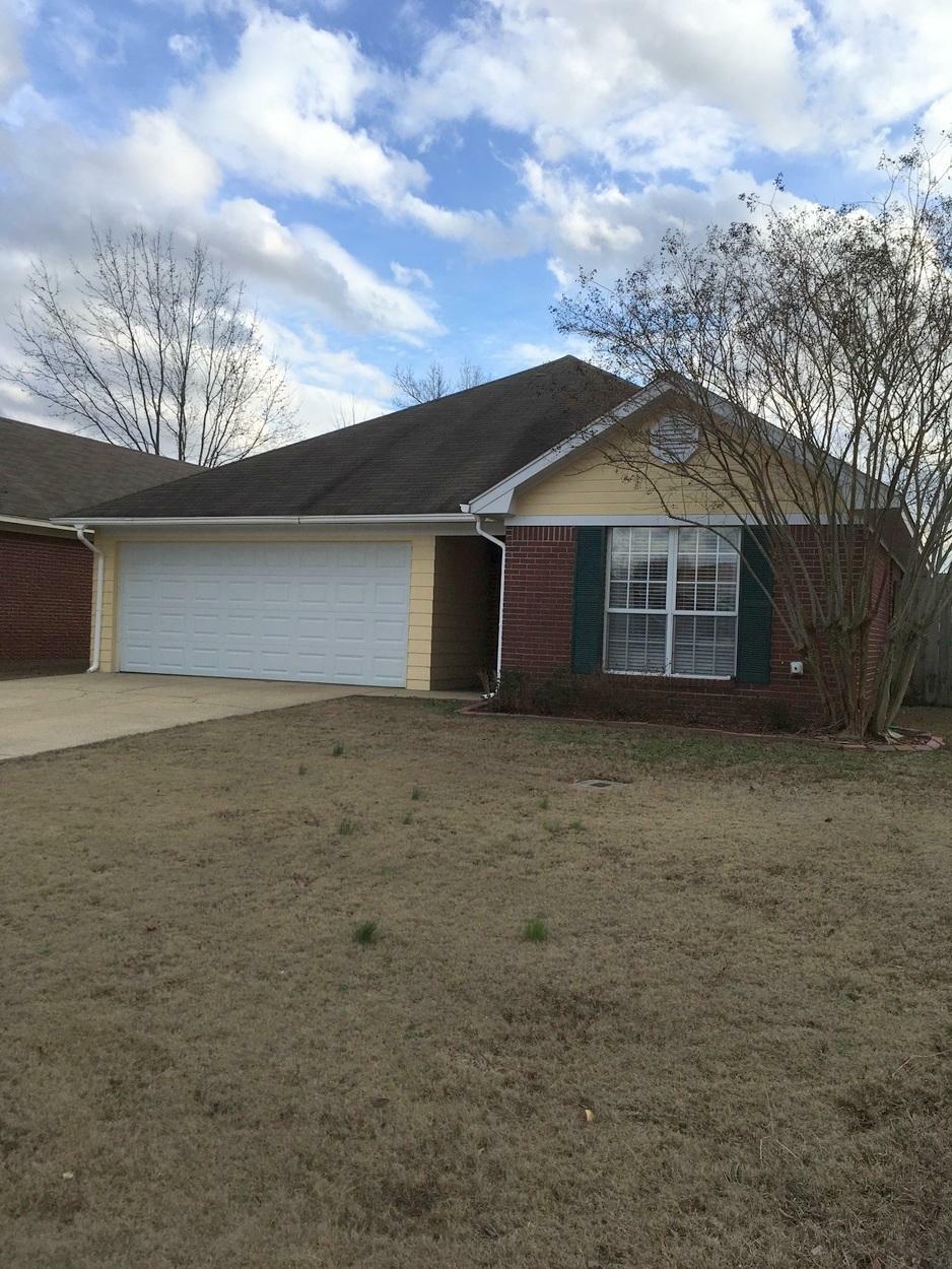 Property Photo:  217 Clements  MS 39759 