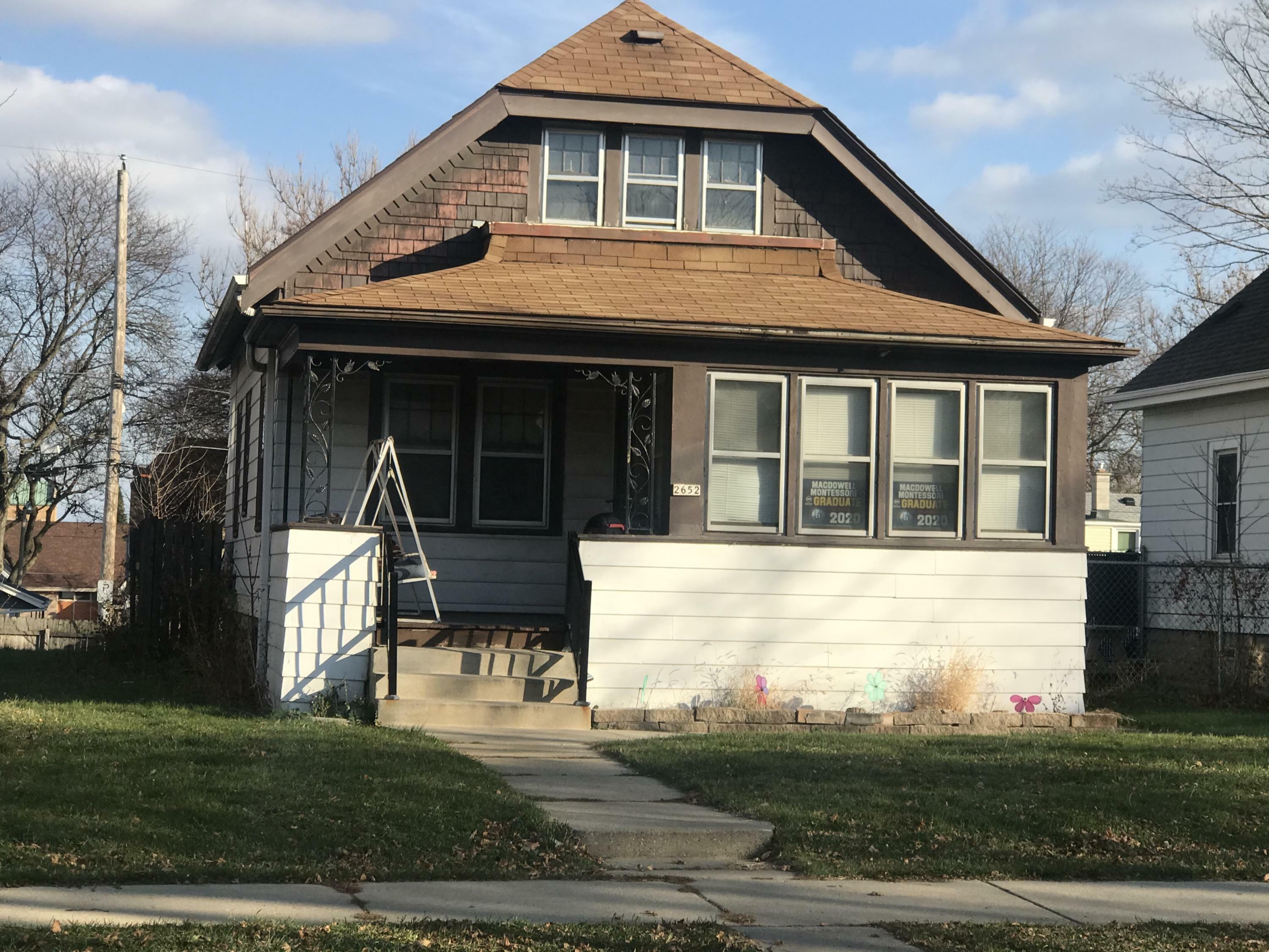 Property Photo:  2652 N 55th St  WI 53210 