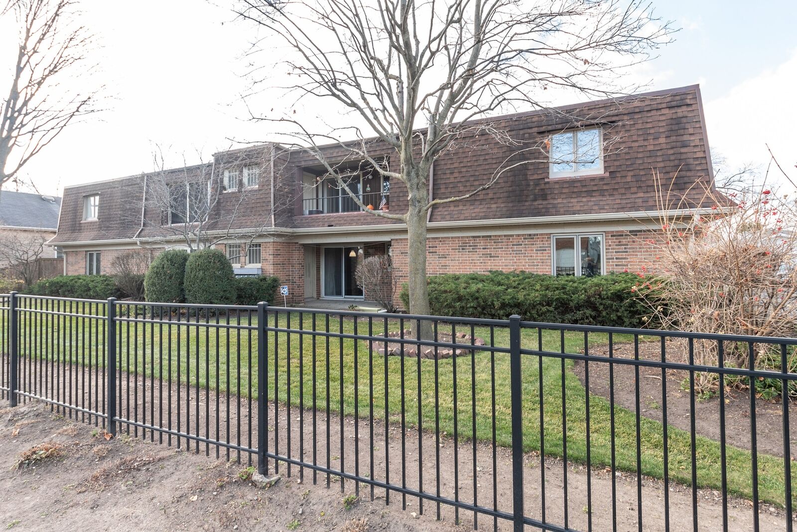Property Photo:  430 N Central Avenue 1A  IL 60040 