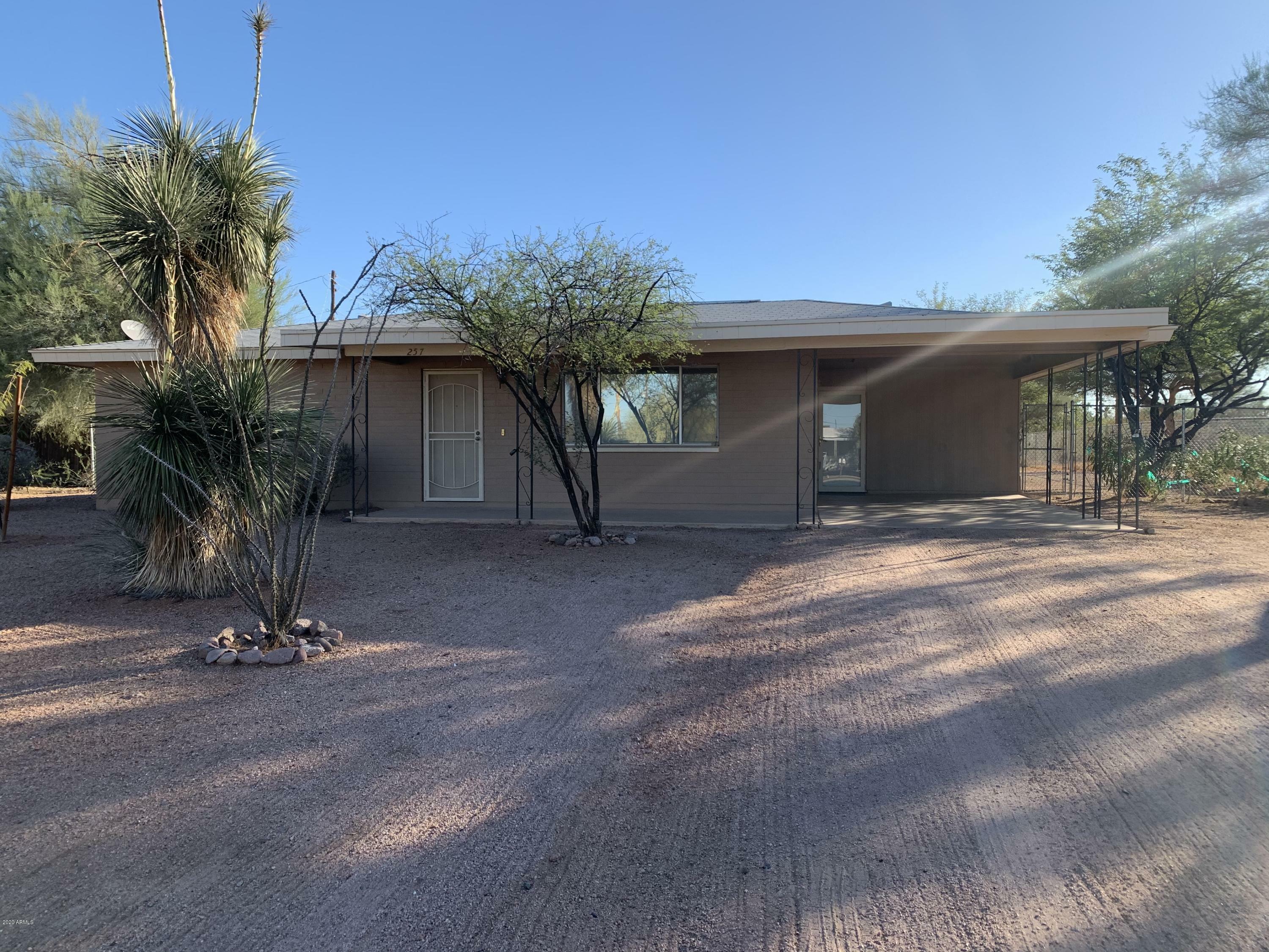 Property Photo:  257 N Thunderbird Drive  AZ 85120 