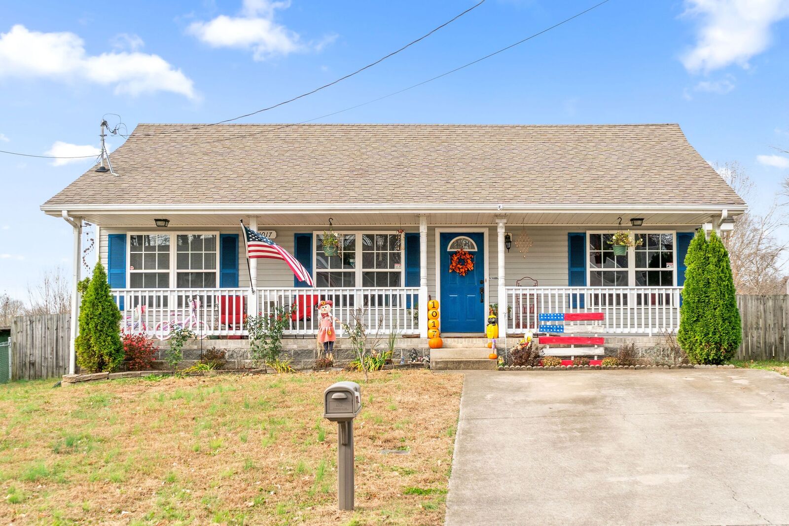 Property Photo: 1017 Fuji Ln TN 37040