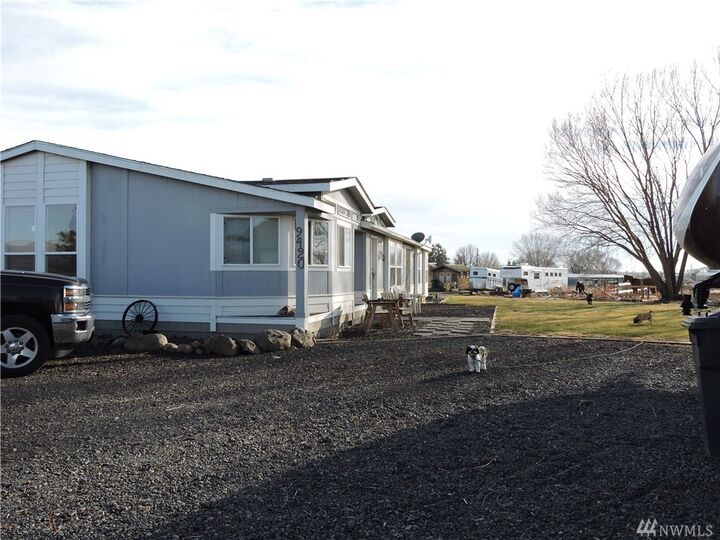Property Photo:  9420 Rd H NW  WA 98823 