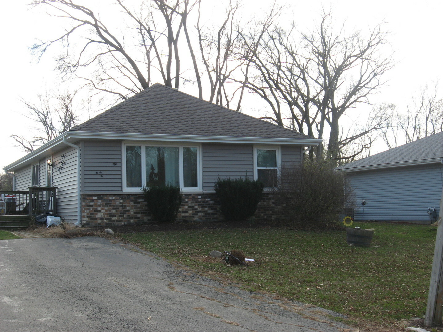 Property Photo:  29W177 Lester Street  IL 60185 