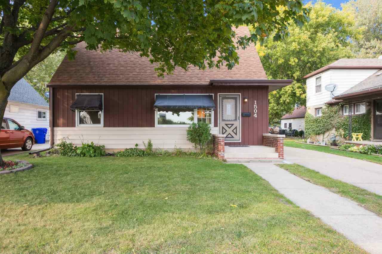 Property Photo:  1504 West Spencer Street  WI 54914 