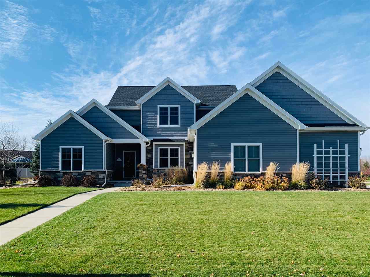 Property Photo: 3831 N Maple Edge Court WI 54913