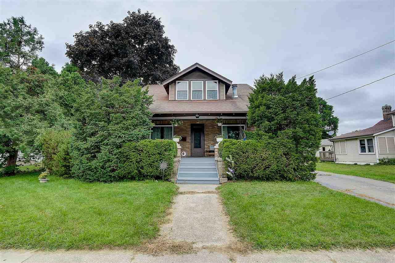 Property Photo:  109 North Pearl St  WI 53548 