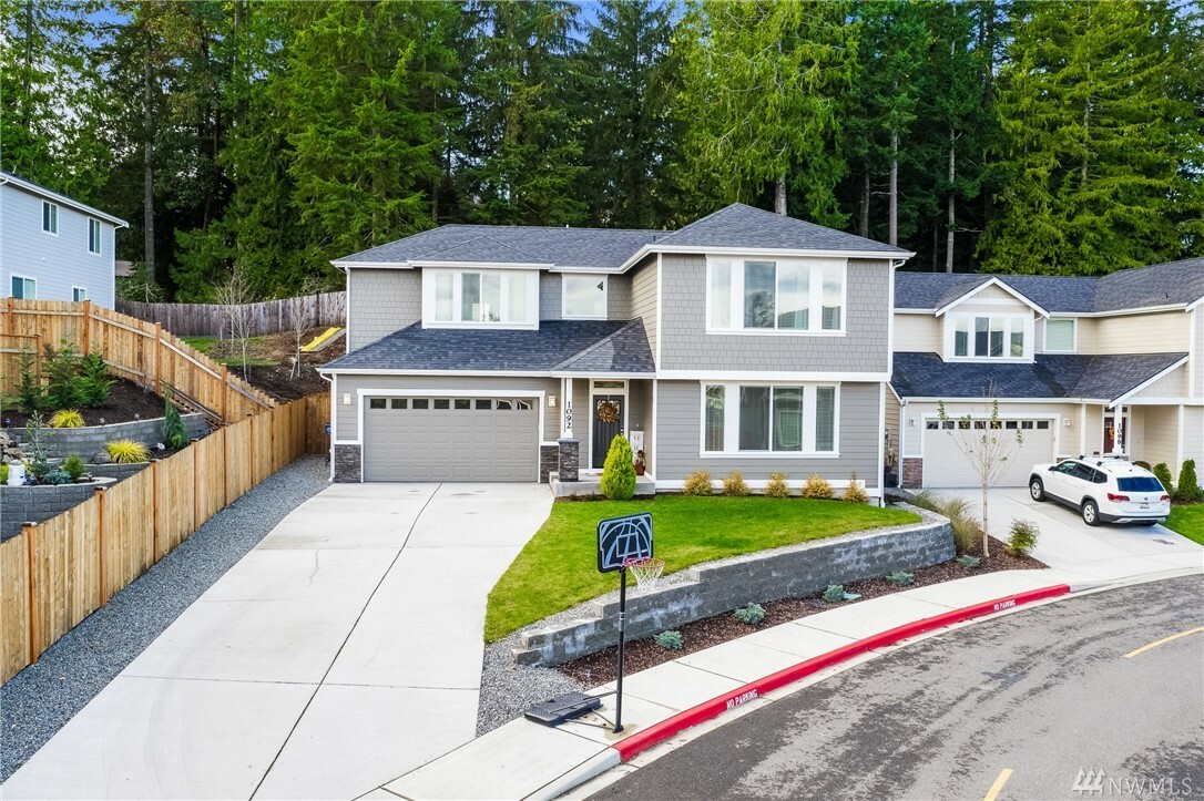 Property Photo:  1092 NE Sockeye Ct  WA 98311 