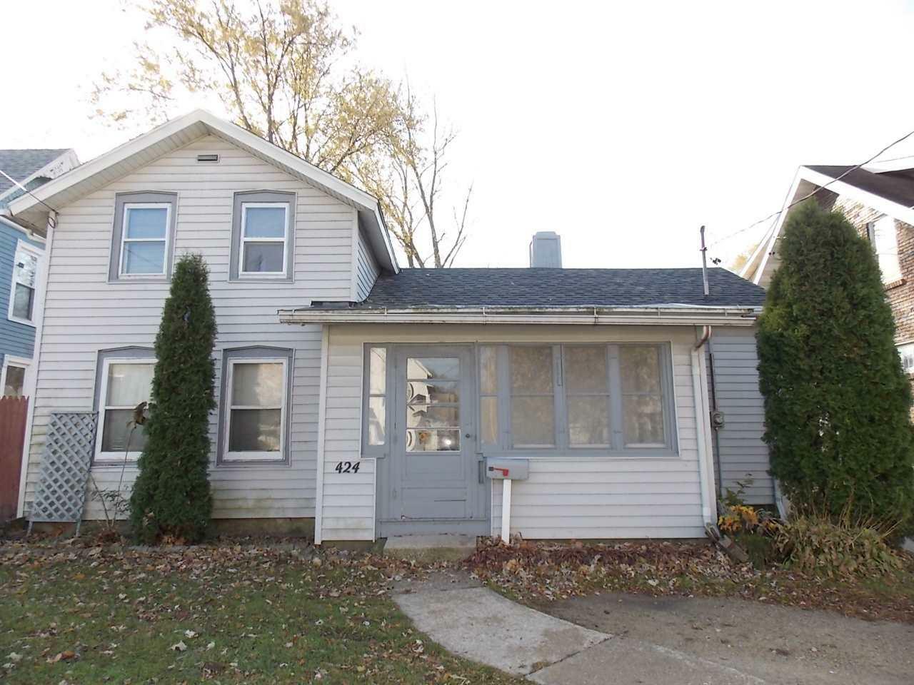 Property Photo:  424 East Centerway  WI 53545 