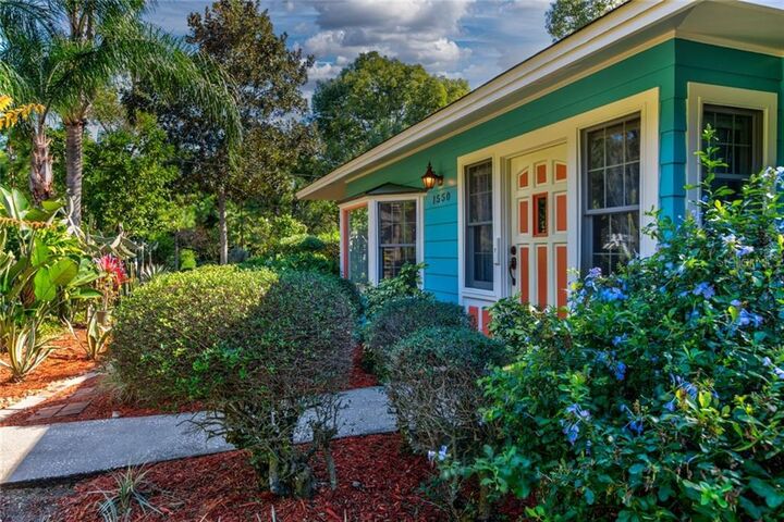 Property Photo: 1550 Sunset Circle FL 32757