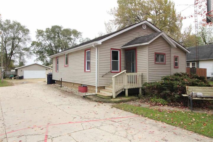 1109 Bingham Ave  Janesville WI 53546 photo