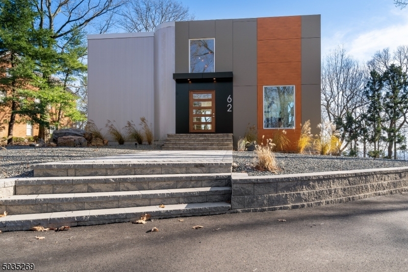 Property Photo: 62 Canterbury Ln NJ 07069