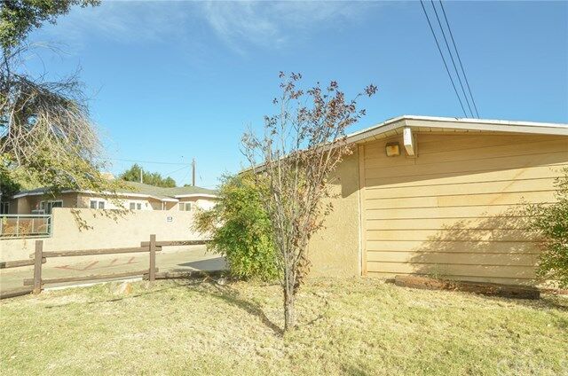 Property Photo:  1555 Sepulveda  CA 92404 