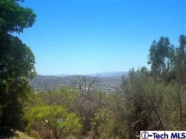 Property Photo:  3819 Brilliant Drive  CA 90065 