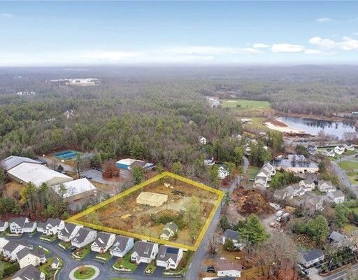 Property Photo:  10 Quarry Road  MA 01720 