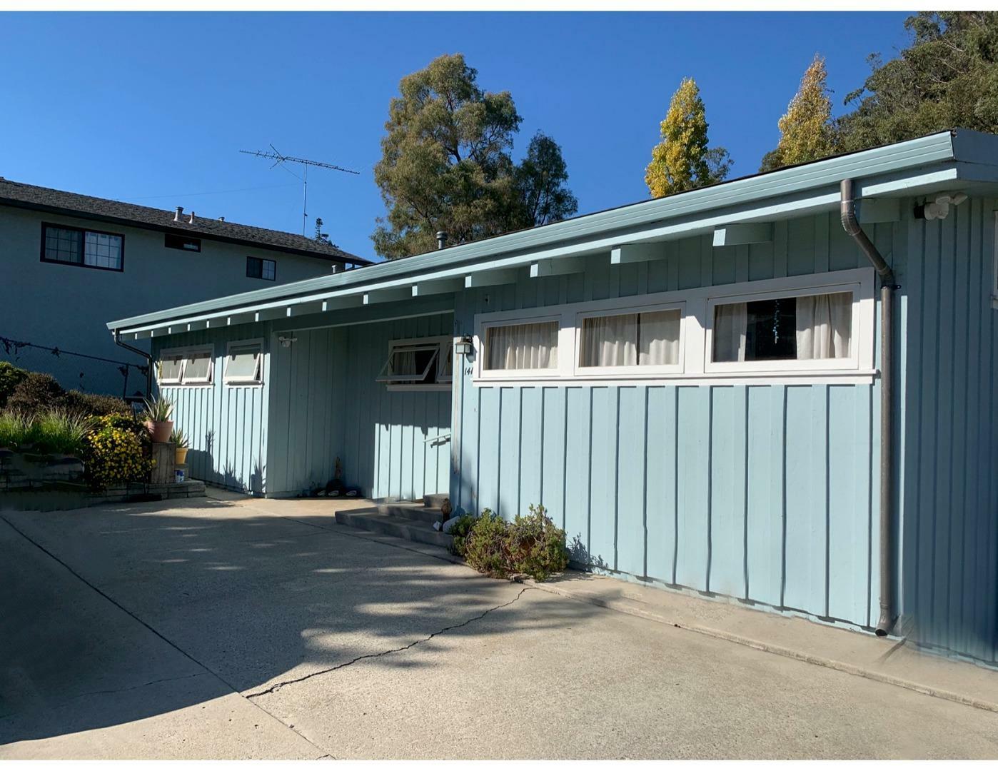 Property Photo: 141 Sutphen Street CA 95060
