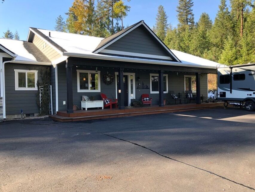 Property Photo: 206 Hogans Way WA 99109