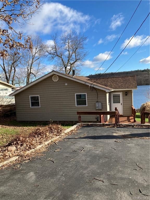 Property Photo:  80 W Mombasha Road  NY 10950 