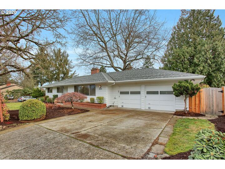 6420 SW Lombard Ave  Beaverton OR 97008 photo