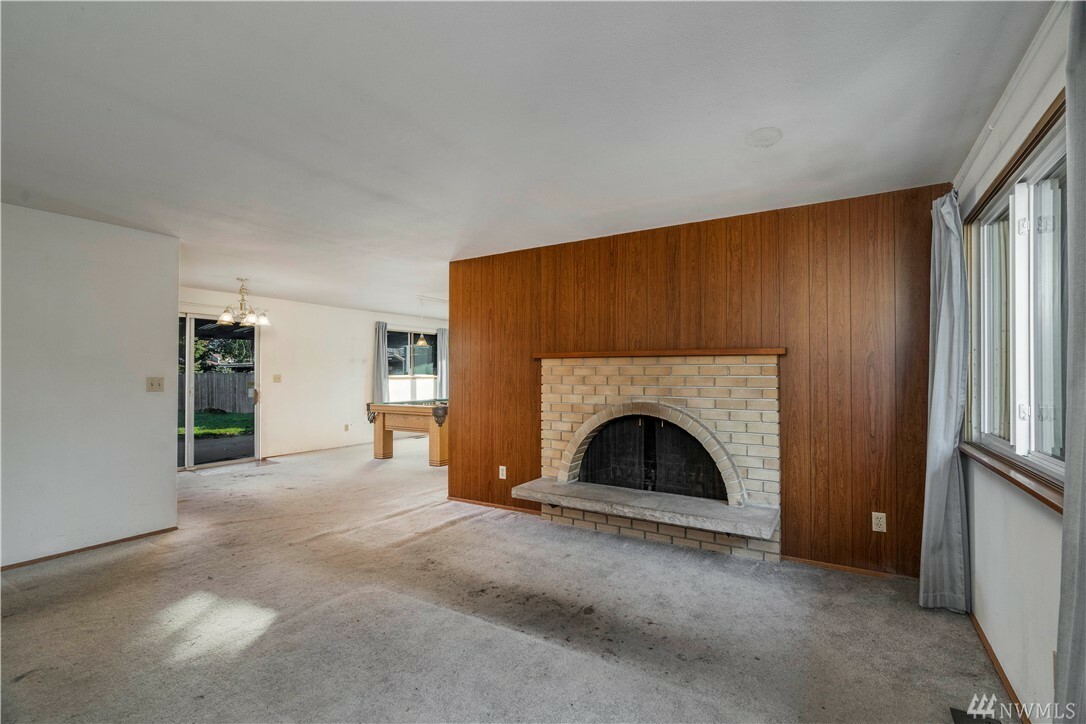 Property Photo: 27630 Military Rd S WA 98001