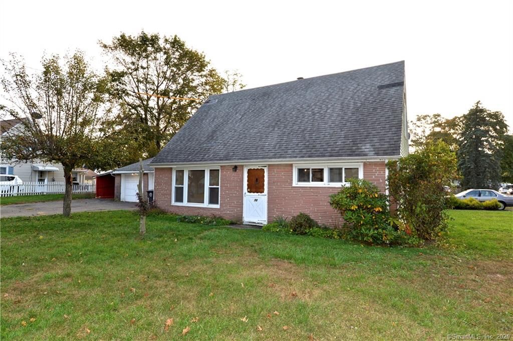 Property Photo: 72 Meetinghouse Lane CT 06460
