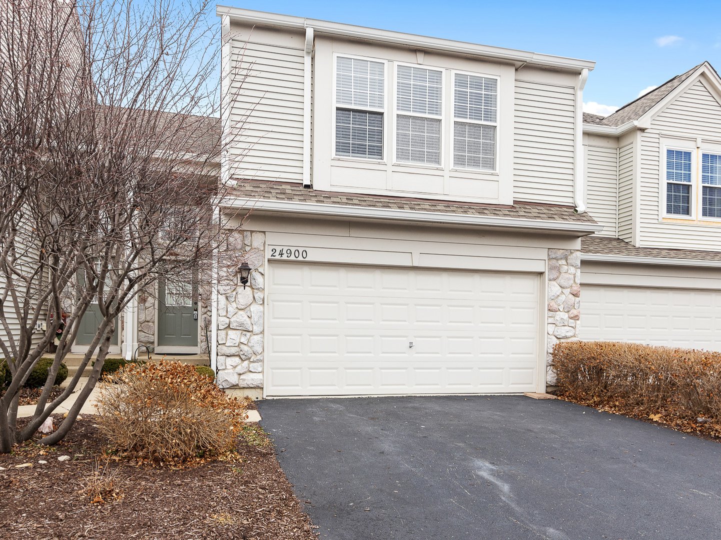 Property Photo:  24900 Gates Lane  IL 60585 