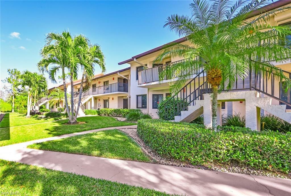 Property Photo: 4957 Pepper Cir C-105 FL 34113