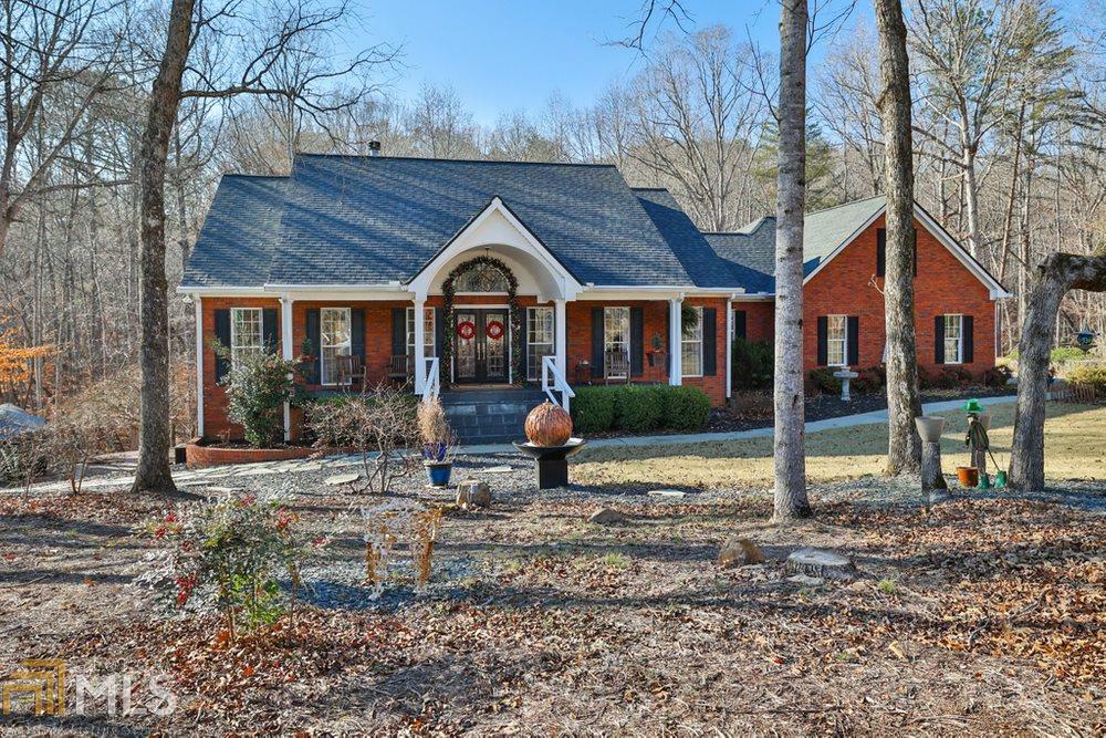 Property Photo:  161 Amber Lake Dr  GA 30107 