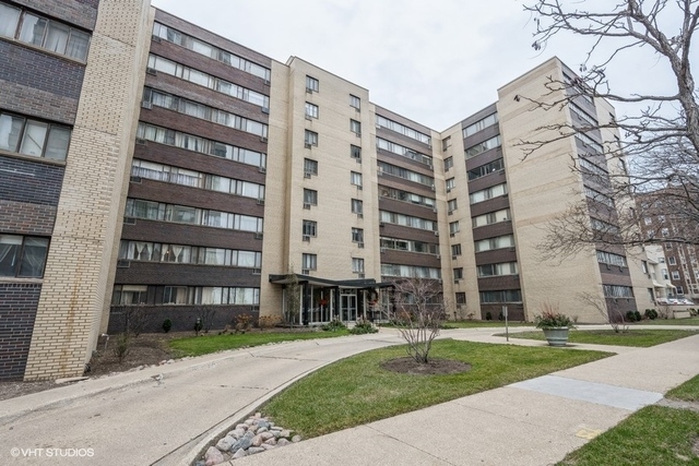 Property Photo: 6300 N Sheridan Road 110 IL 60660