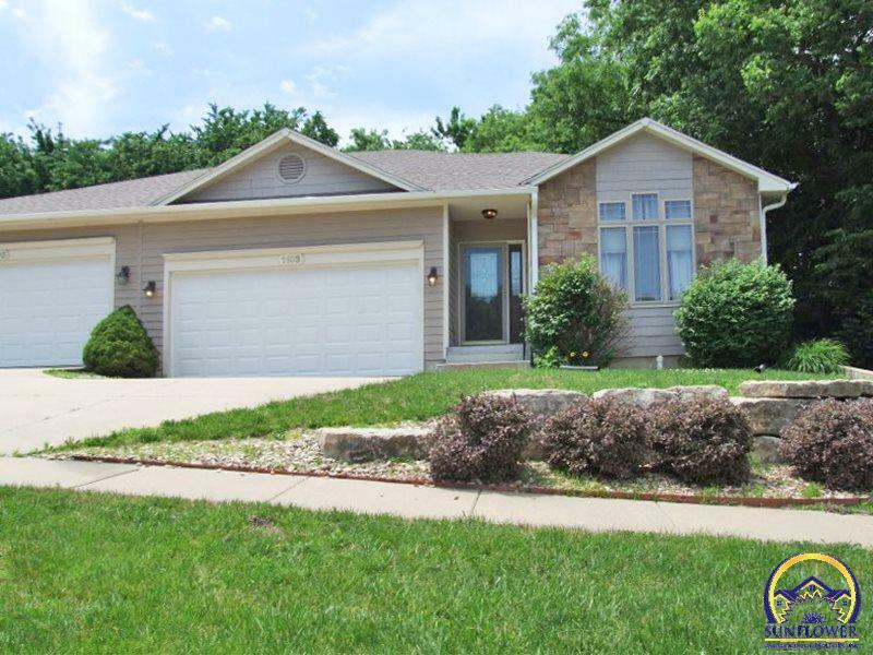 Property Photo:  1103 SW Red Oaks Ct  KS 66615 