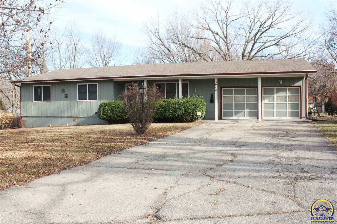 3214 SW Lane St  Topeka KS 66611 photo