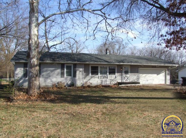 Property Photo:  4948 NE Indian Creek Rd  KS 66617 