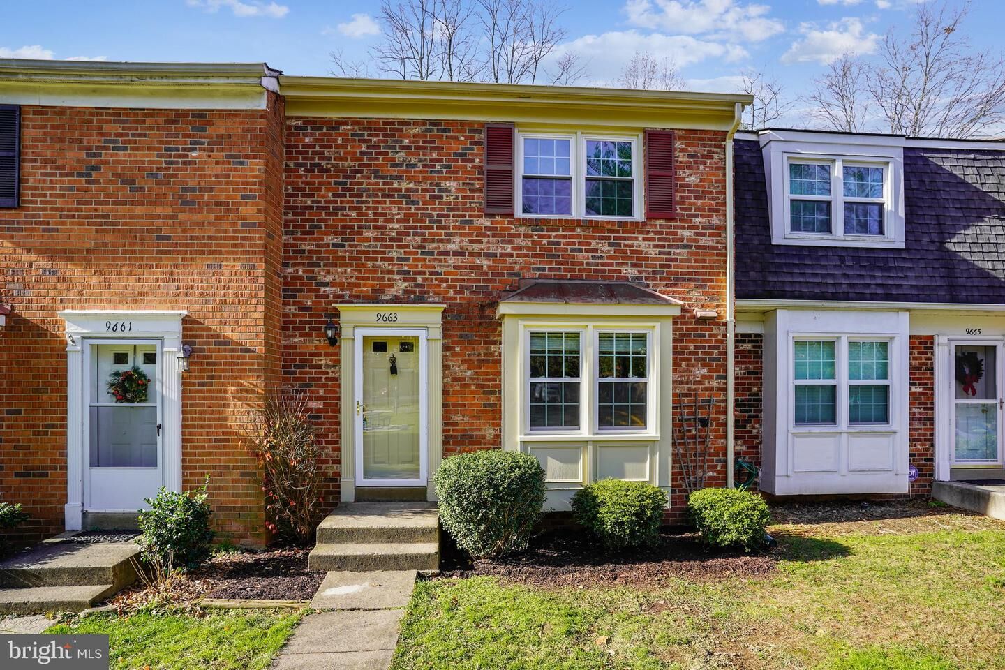 Property Photo:  9663 Thackery Square  VA 22032 