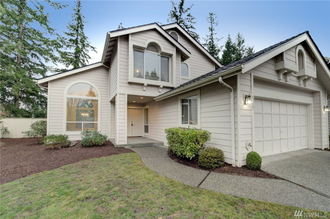 Property Photo:  3627 252nd Place SE  WA 98029 