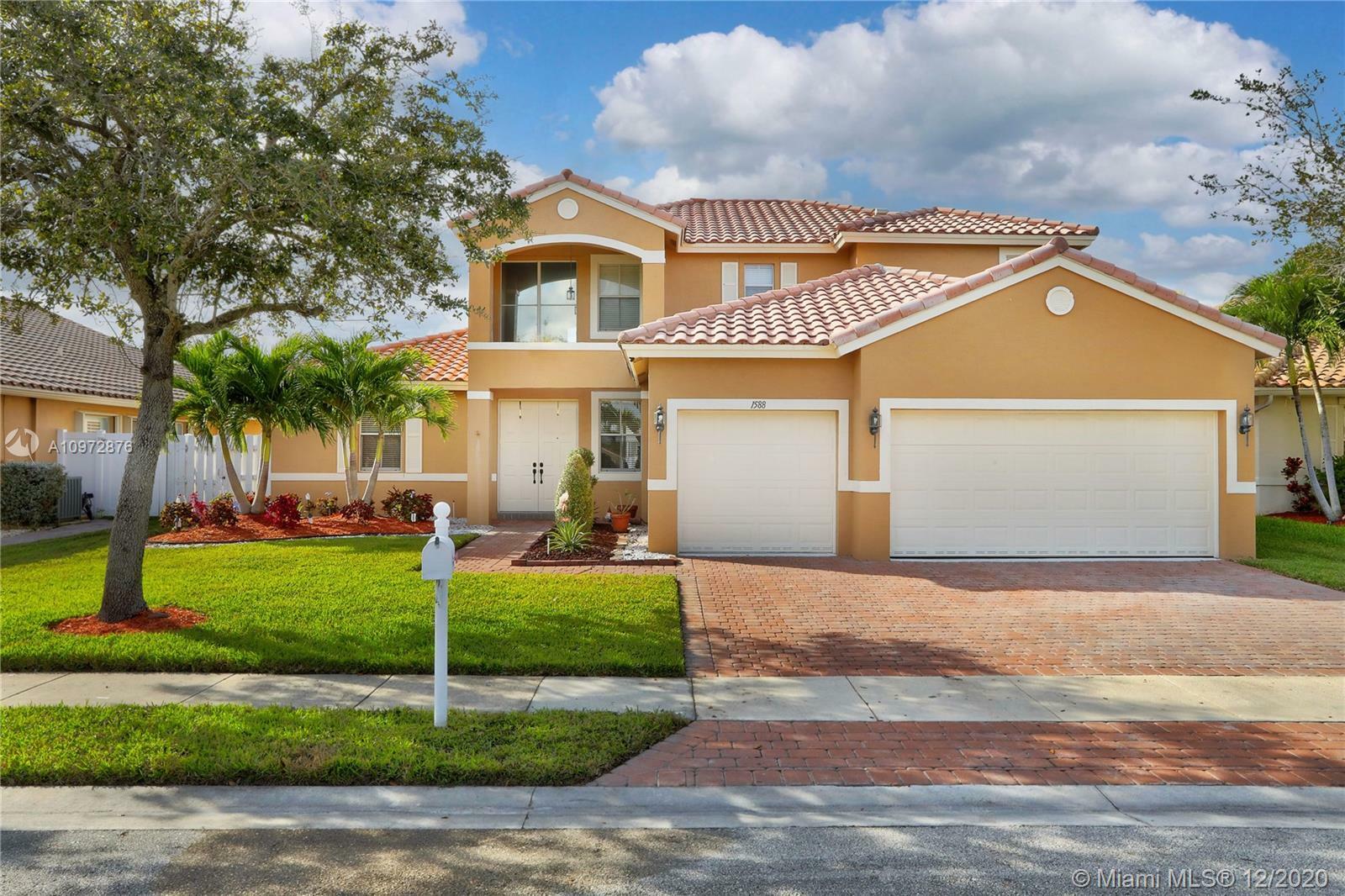 Property Photo:  1588 SW 191st Ave  FL 33029 