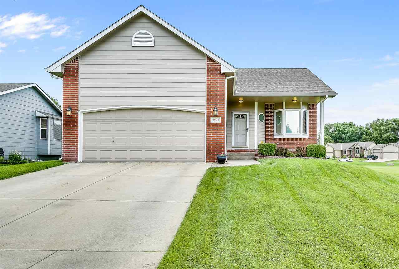 Property Photo:  2902 N Keith Ct  KS 67205 