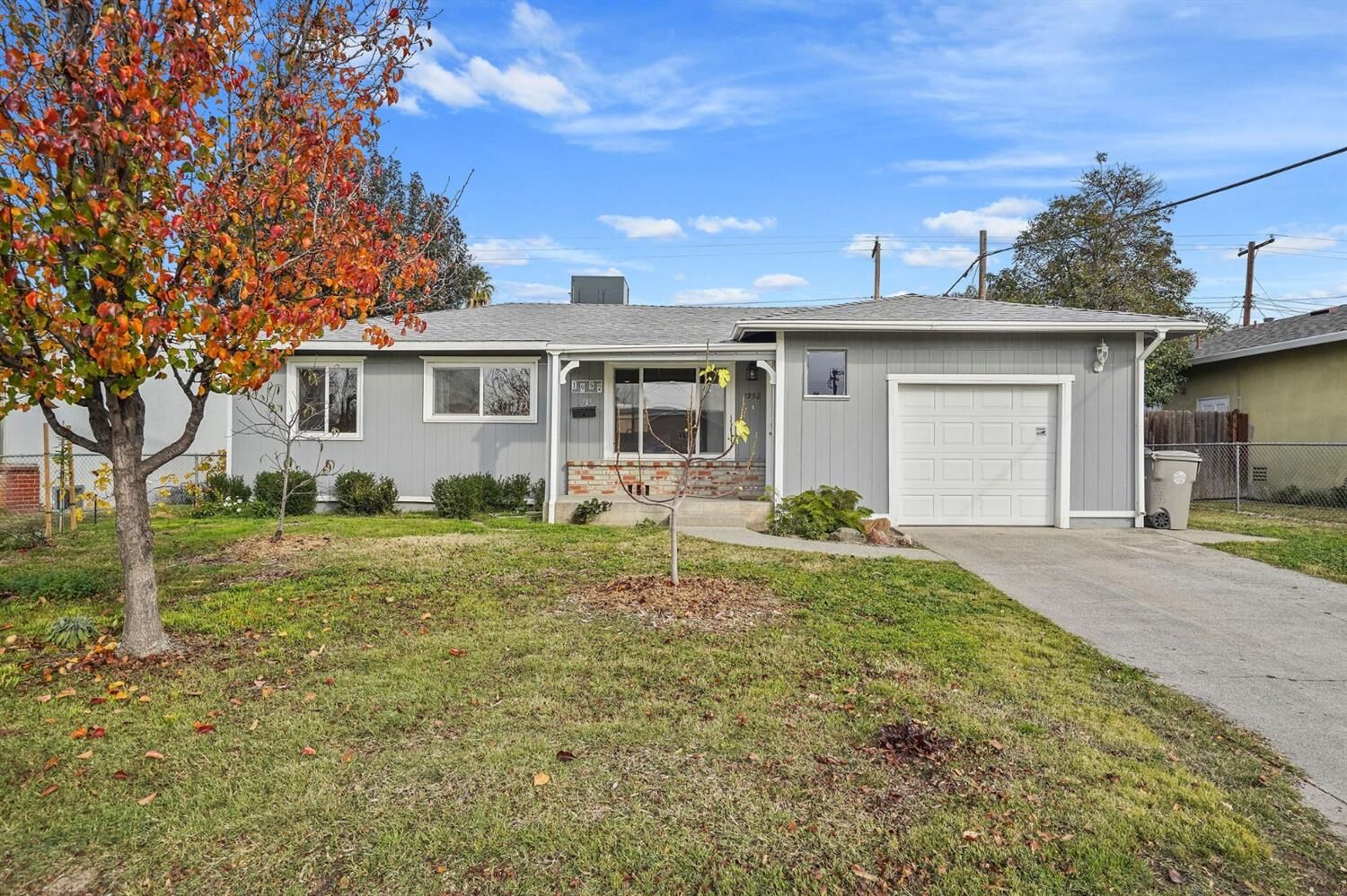 Property Photo:  1952 Middleberry Road  CA 95815 