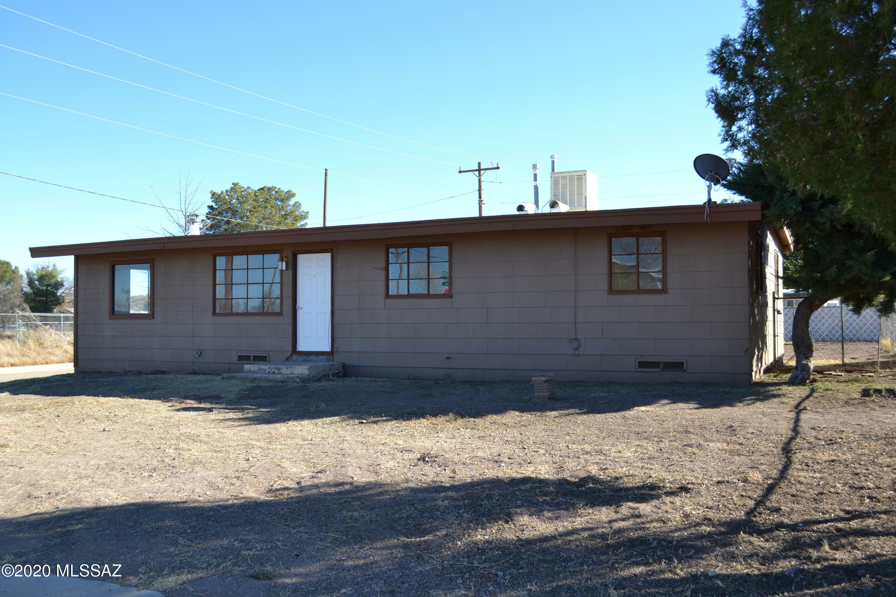 Property Photo: 126 E Pinal Street AZ 85616