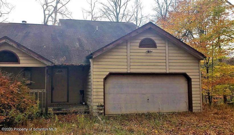 Property Photo: 36 Lake Natalie Drive PA 18424