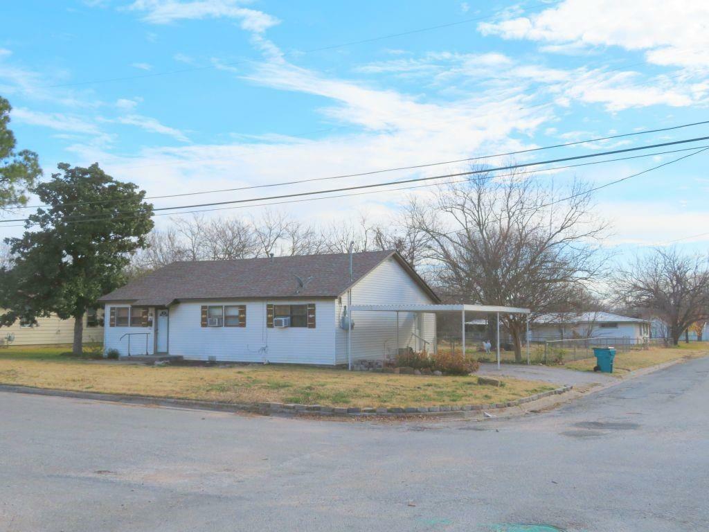 Property Photo:  1401 Nugent Street  TX 76230 