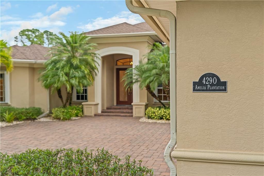 Property Photo:  4290 Amelia Plantation Court  FL 32967 