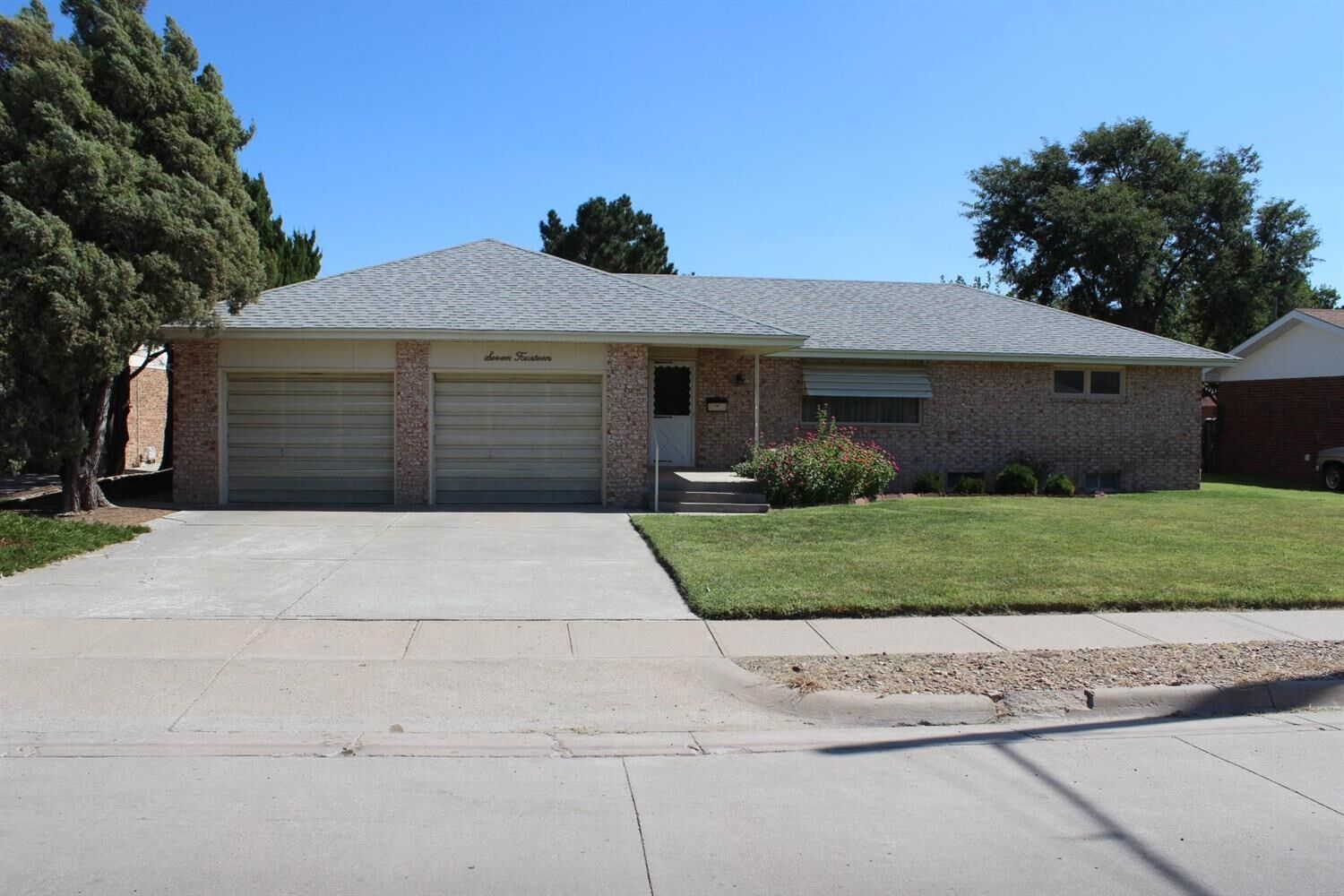 Property Photo: 714 Fleming Street KS 67846