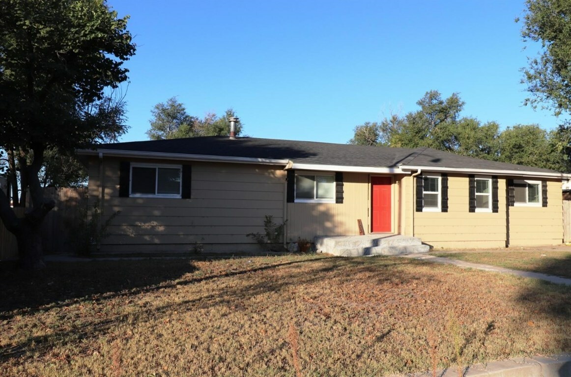 Property Photo:  103 South Western Street  KS 67860 