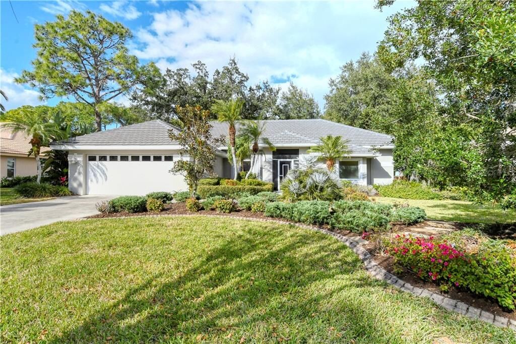 Property Photo: 2092 Timucua Trail FL 34275