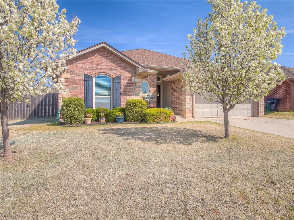 Property Photo:  6905 NW 157th Street  OK 73013 