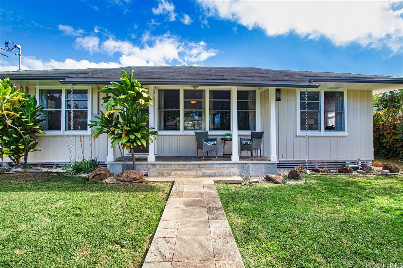 Property Photo:  931 Kealaolu Avenue  HI 96816 