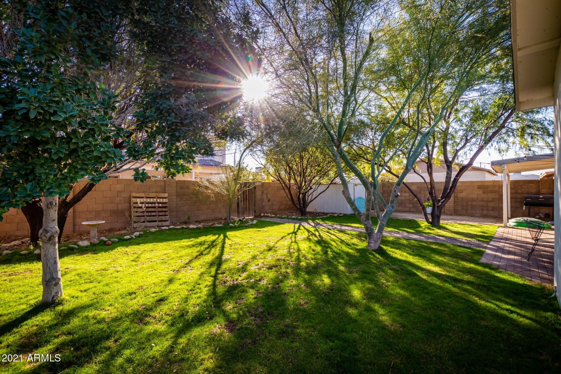 Property Photo:  2711 W Carson Drive  AZ 85282 