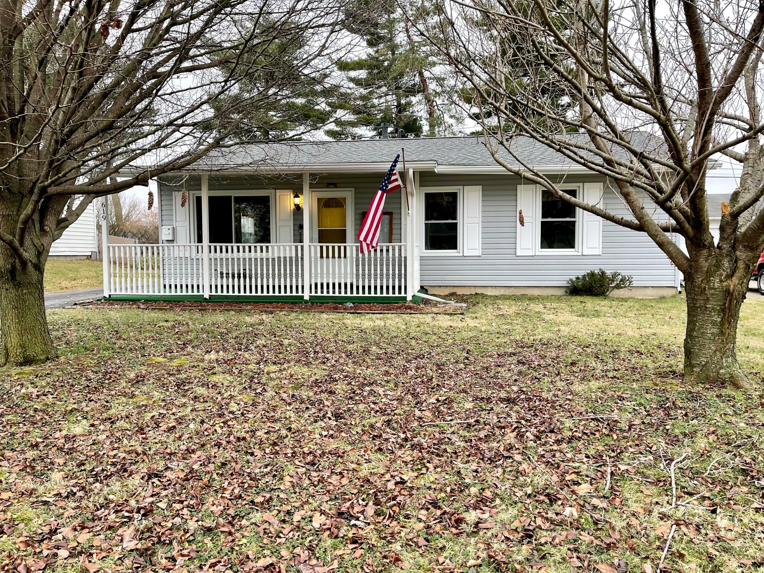 Property Photo:  619 Ridgefield Road  OH 43055 