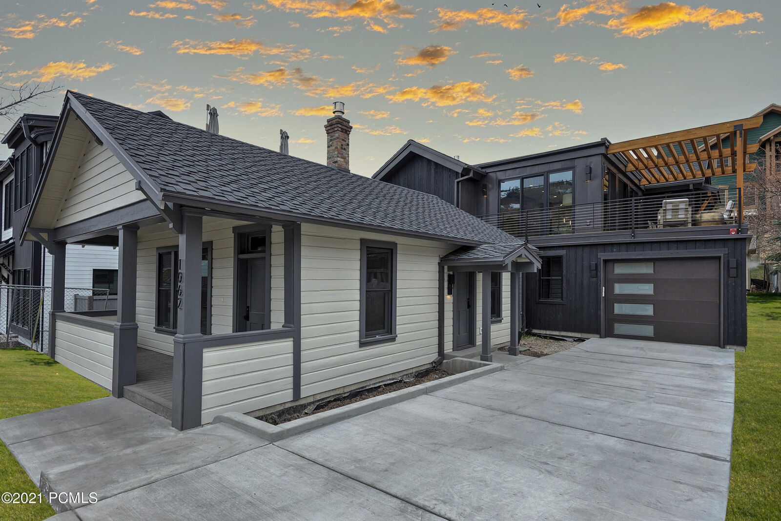 Property Photo: 1062 Park Avenue UT 84060