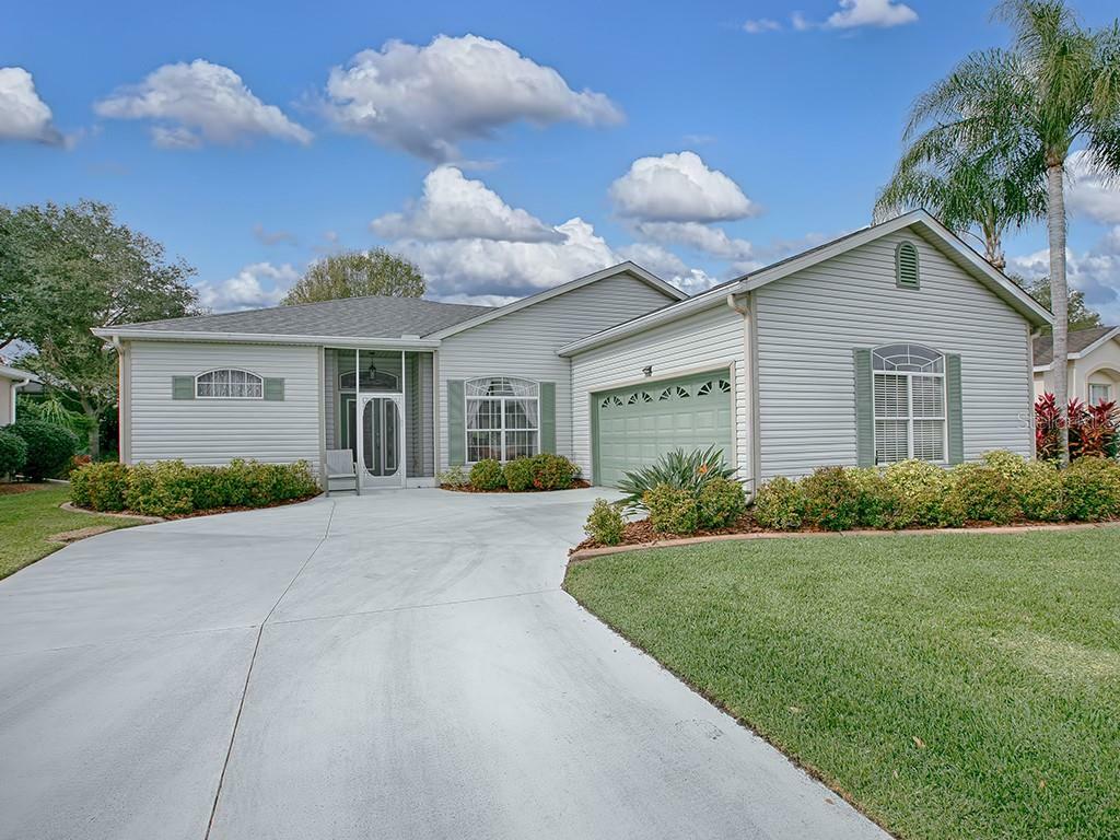 Property Photo:  4916 Long Meadow Drive  FL 34748 